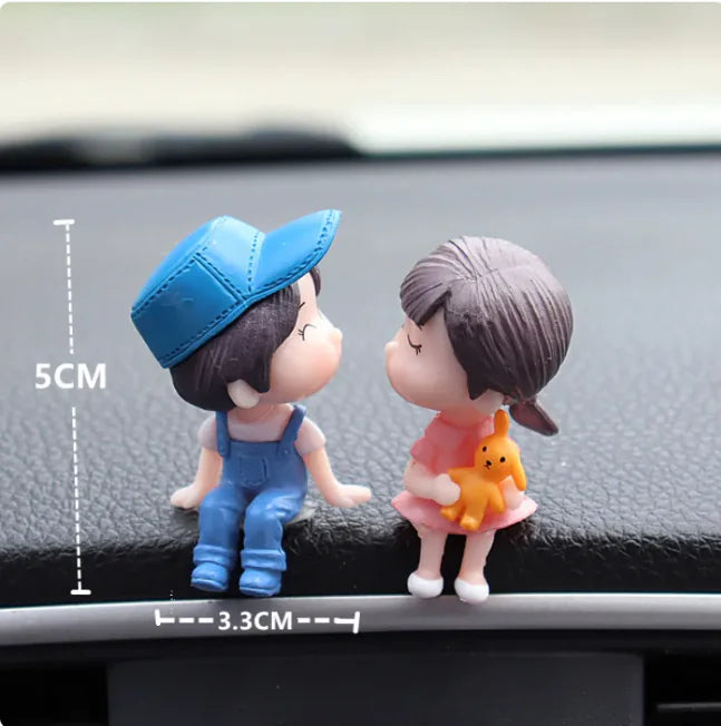 Car Couple Decorative Figures