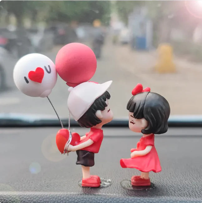 Car Couple Decorative Figures